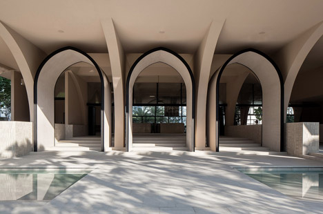 Al Islah Mosque by Formwerkz Architects