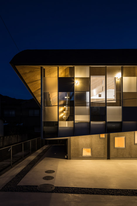 Ballet School by Y+M Design Office