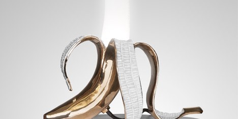 Banana lamp by Studio Job