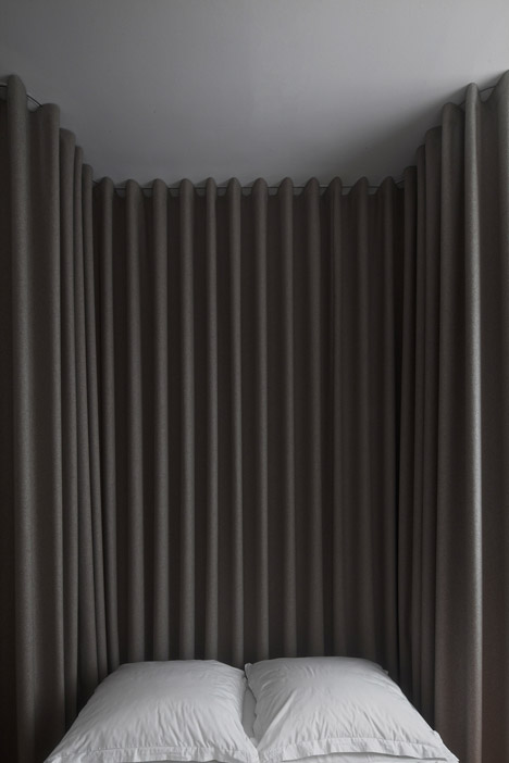 Berlin apartment interior by Atheorem