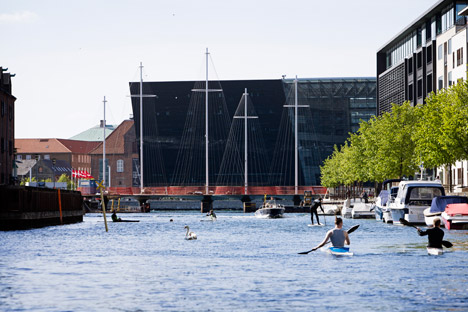 Cirkelbroen by Olafur Eliasson