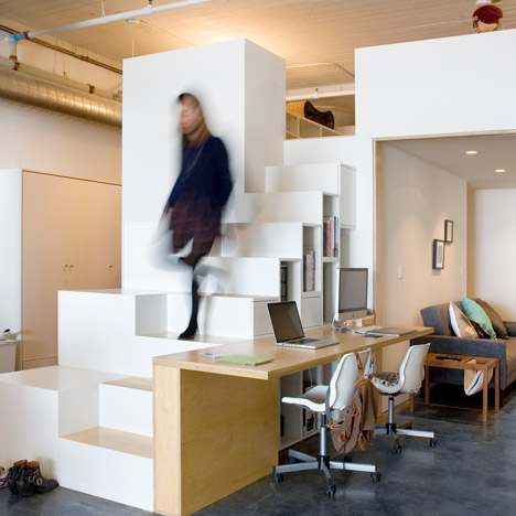 Toy loft office by CHA:COL