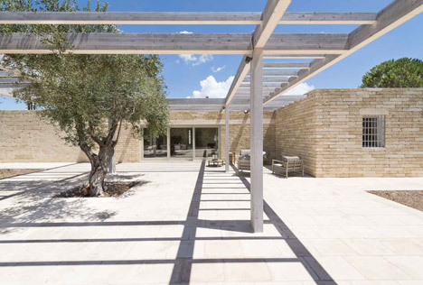 Ecosustainable house in Saleto by Iosa Ghini Associati