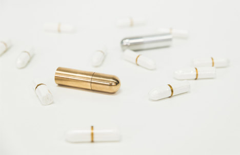 Emergency Tampon by Katarina Hornwall