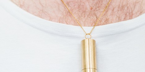 Emergency Tampon necklace by Katarina Hornwall