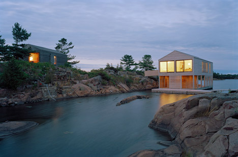 Floating House by Mos Architects