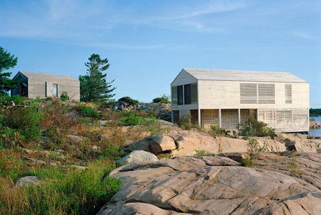 Floating House by Mos Architects