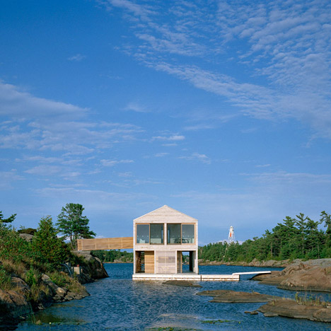 Floating House by Mos Architects