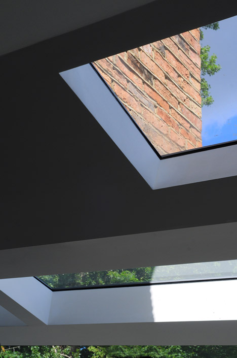 Folds House by Bureau de Change Architects
