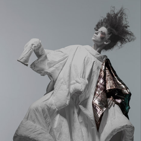 Rui Xu blends ancient Chinese dress and contemporary couture for fashion exhibition