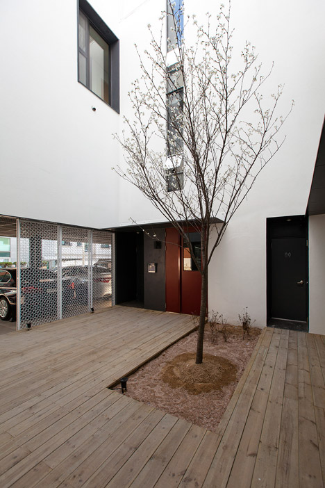 Gap House by Archiwood WXY