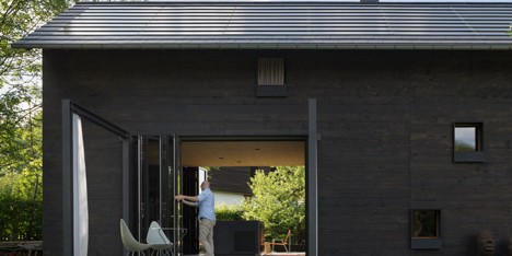 Holzhaus am Auerbach by Markus Eck Architekt