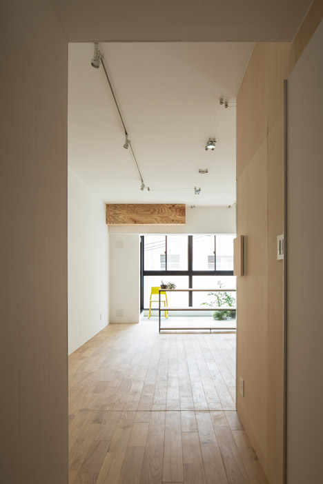 House in Nishi-honmachi by Shimpei Oda