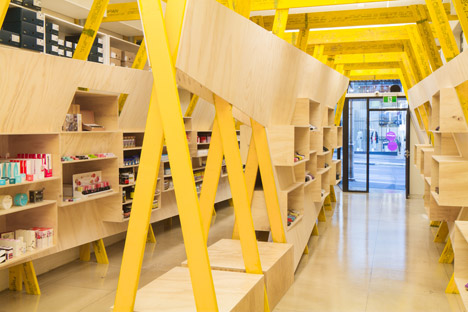 Hugg store by Tandem Studio