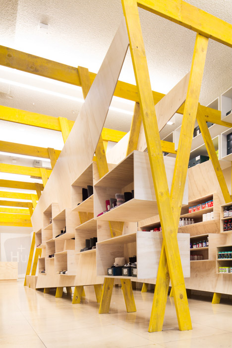 Hugg store by Tandem Studio