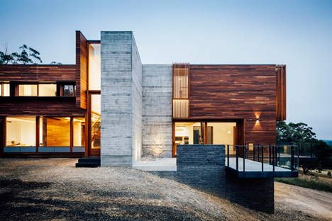 Invermay House by Moloney Architects