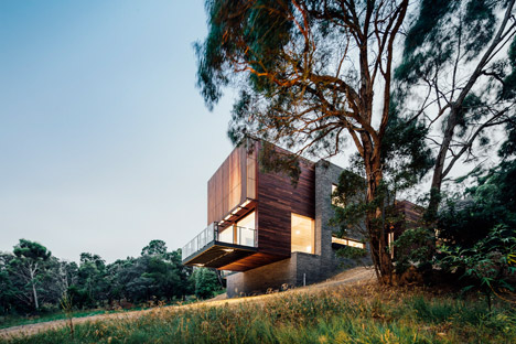 Invermay House by Moloney Architects