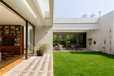Jardín House by DCPP