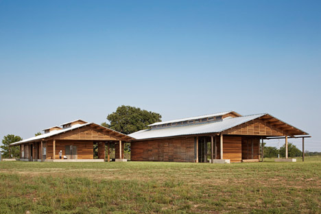 Josey Pavilion by Lake|Flato