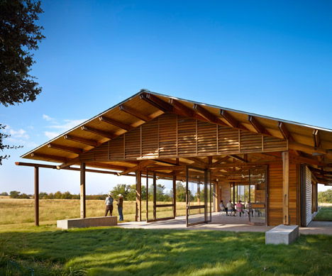 Josey Pavilion by Lake|Flato