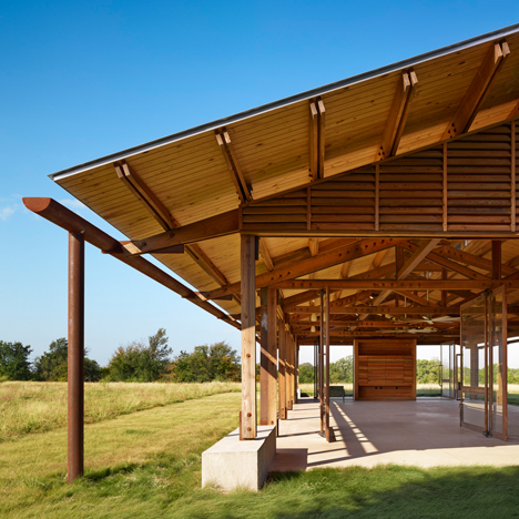 Josey Pavilion by Lake|Flato