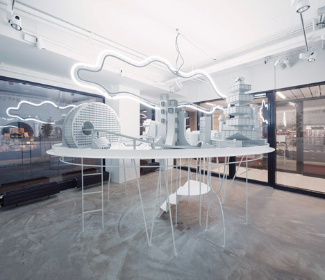 L'asticot by Bureau A