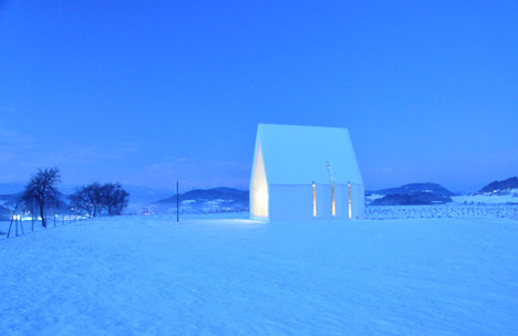 Maria Magdalena chapel by Sacher Locicero Architectes
