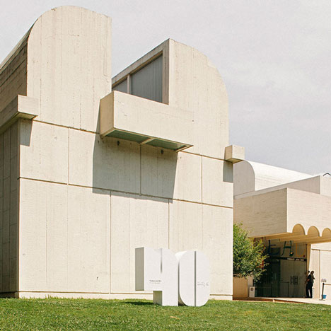 Miró Foundation 40th anniversary 3D type designed by Mucho