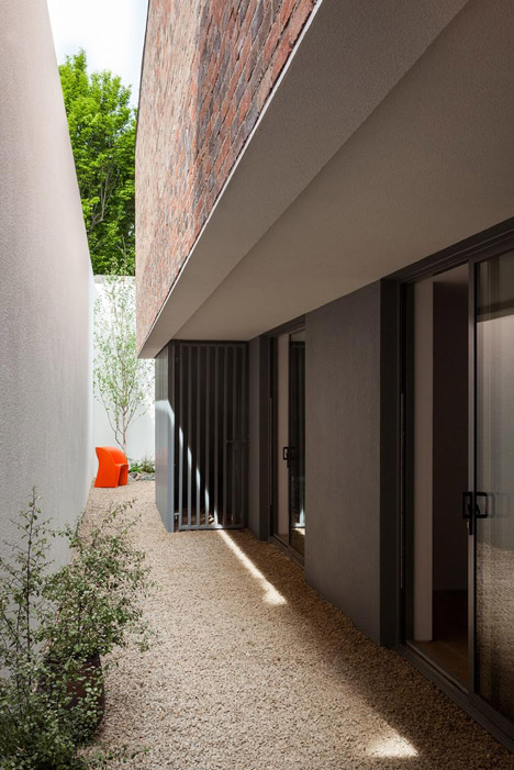 No 1 Alma Road by ODOS Architects