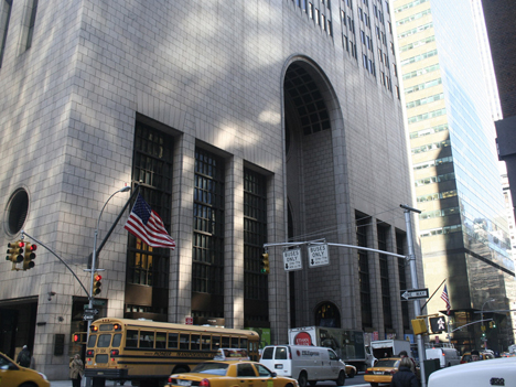 Philip Johnson John Burgee AT&T Building Sony Tower dezeen 2_468