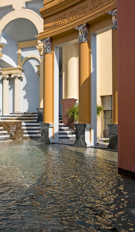 Piazza d'Italia by Charles Moore