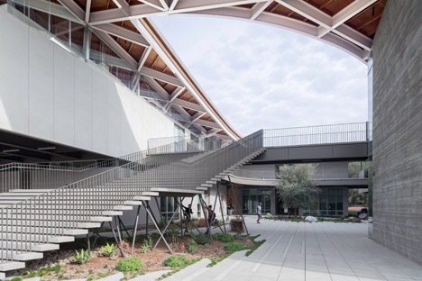 Pomona College Art Center by wHY