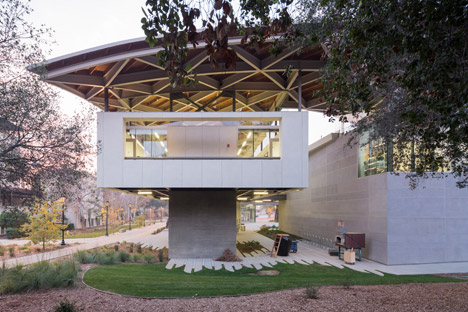 Pomona College Art Center by wHY