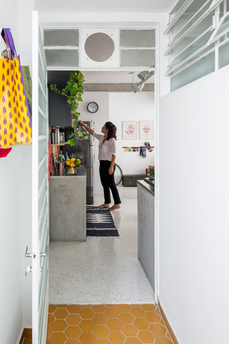 Pompeia apartment by Vitro Arquitetura