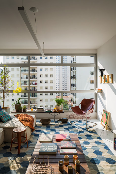 Pompeia apartment by Vitro Arquitetura