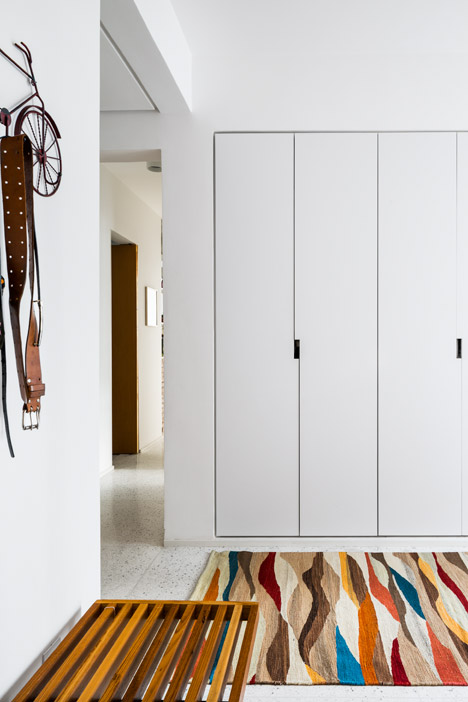 Pompeia apartment by Vitro Arquitetura