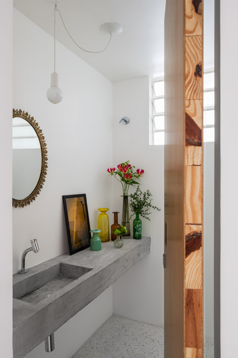Pompeia apartment by Vitro Arquitetura