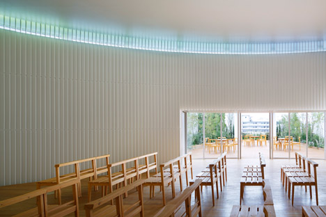 Rainbow Chapel by Kubo Tsushima Architects