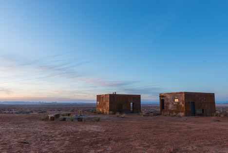 Red Sand Cabins by Design Build Bluff