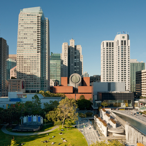 Postmodern architecture: San Francisco Museum of Modern Art by Mario Botta