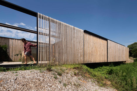 Sawmill house by Archier