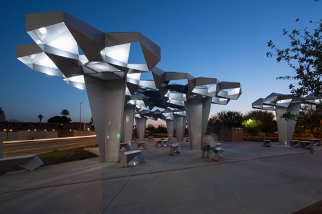 Shadow-Play-by-Howeler-and-Yoon-Architecture_dezeen_468_5