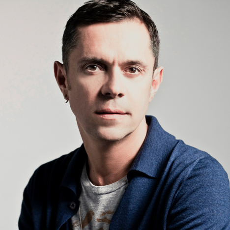 Portrait of Shaun Leane by Simon Harris