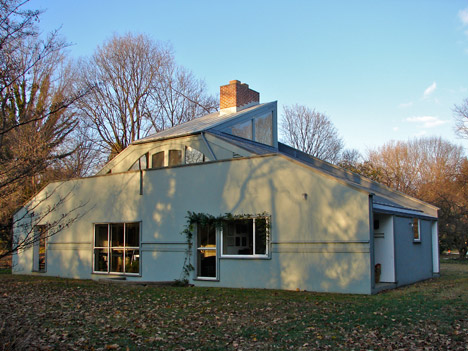 Postmodernism in architecture: Vanna Venturi House by Robert Venturi and Denise Scott Brown