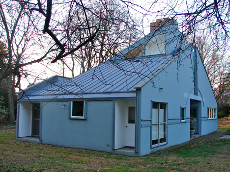 Postmodernism in architecture: Vanna Venturi House by Robert Venturi and Denise Scott Brown