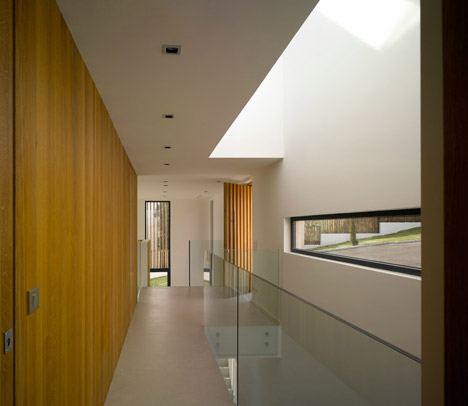Villa Brash by Jak Studio