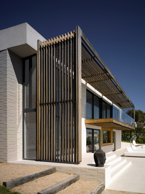 Villa Brash by Jak Studio