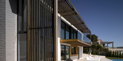 Villa Brash by Jak Studio