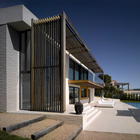Villa Brash by Jak Studio