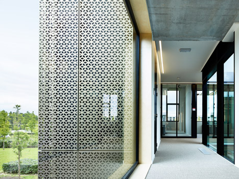 Vives service student facilities by AVDK